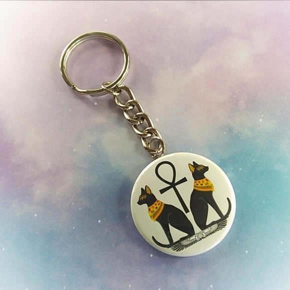 Ancient Egyptian Goddess Bastet Keychain - Picture 1 of 3